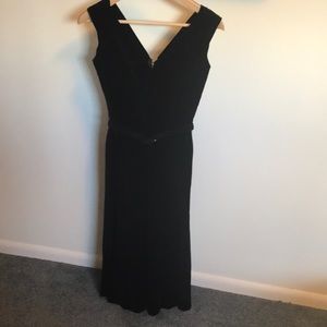 Incredible black velvet 50s evening gown. Full skirt. Matching belt.